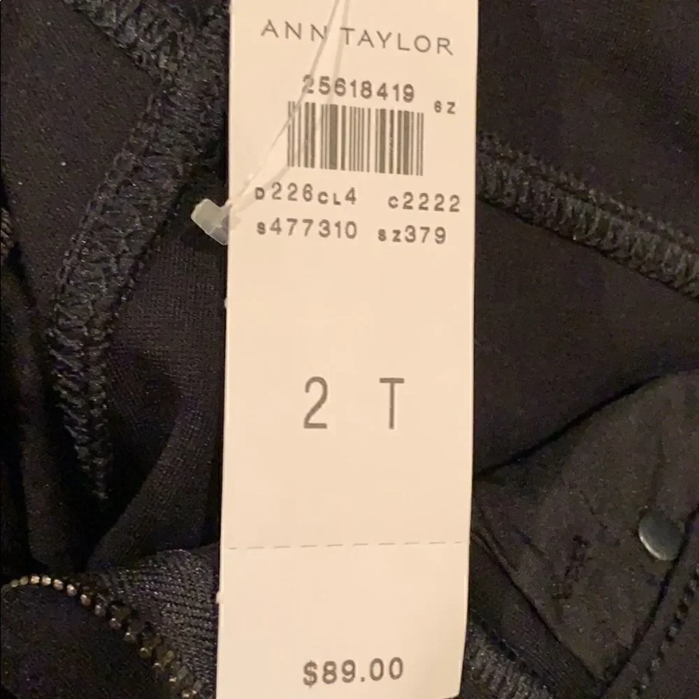 𝅺nwt Ann Taylor the Skinny jeans black 2 Tall jeans
